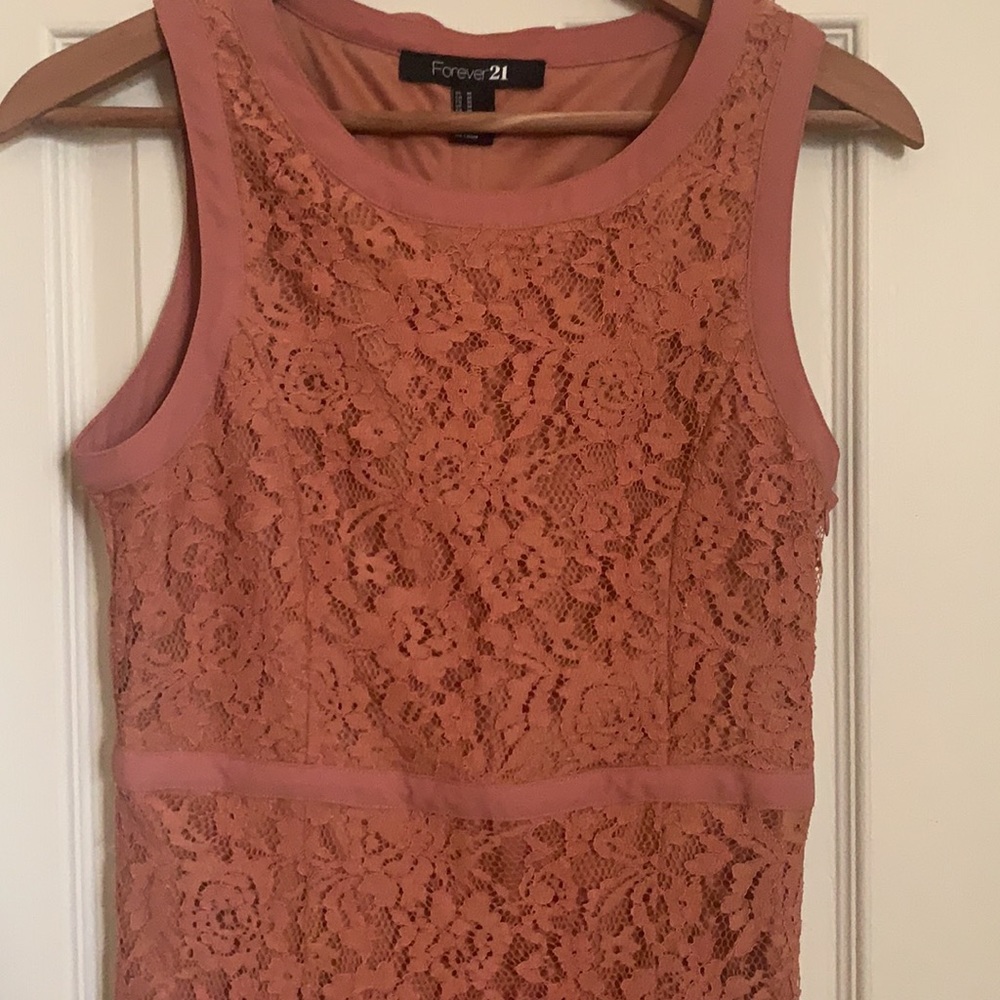 Lace Dress - Picture 2 of 3